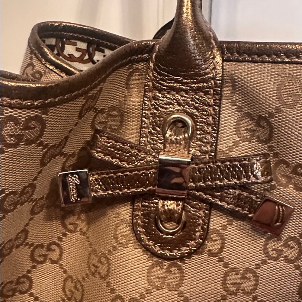 EXCELLENT Condition Gold and brown canvas Gucci Princy Tote - Picture 3 of 16